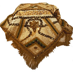 Paño for Oshún. Jorge Ortega. Loaned by Miguel Ramos.