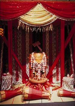 Ritual throne for Shangó. Designed by Glem García. Photograph by HMSF staff.
