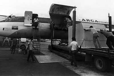 Workers loading cargo, November 1983. City of Miami Collection, HistoryMiami, CM-1- 14473.